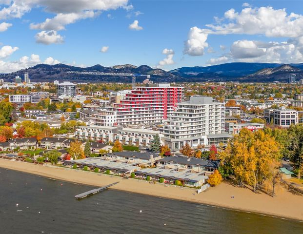 MOVALA: 1 bed, 1 bath, lake views – Avail Now! - Photo 1