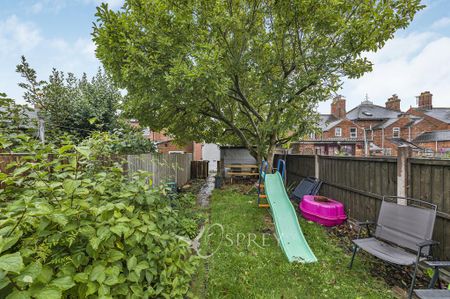 2 bedroom terraced house to rent - Photo 5