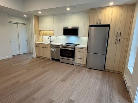 Capri – Ground floor, corner 3 bed, 2 bath Townhouse - Photo 5