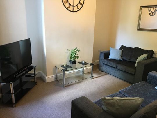 4 bedroom house share to rent - Photo 1