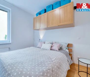 Pronájem bytu 2+kk, 45 m - Fotografie 4