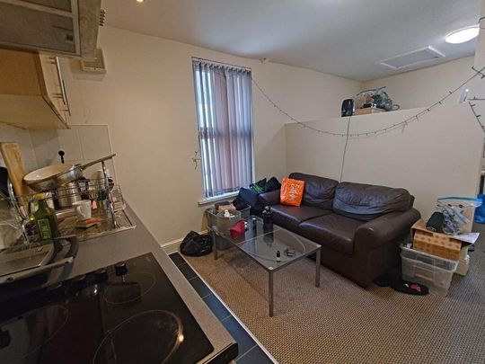 1 bedroom flat to rent - Photo 1