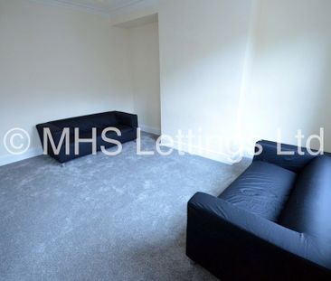 1 Bedroom Mid Terraced House for rent in Woodside Avenue - Photo 4