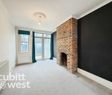 3 bedroom terraced house to rent - Photo 2