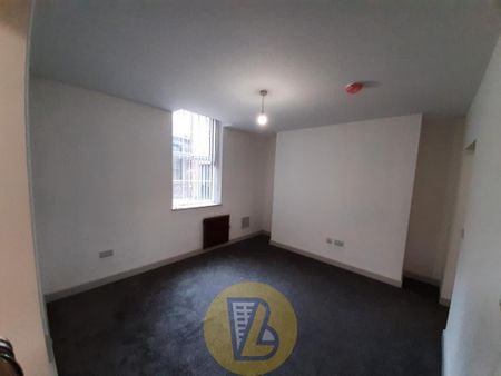 1 bedroom block of apartments to rent - Photo 5