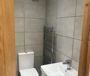 Property to rent - Photo 3