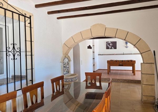 WIDE ESTATE FOR RENT IN TEULADA FOR LONG TERM