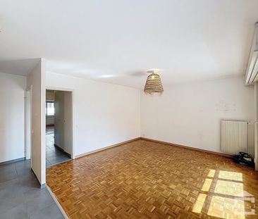 Proche du centre ville appartement de 3 pièces au 1er étage - Photo 2