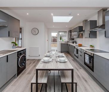 1 bedroom in a house share to rent - Photo 6