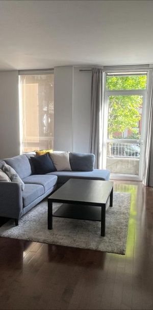 Superbe 4-1/2 - 2 chbres + 2 sdb - 100% meublé - Vieux-Port Vieux-Montréal - 1er Novembre - Photo 1