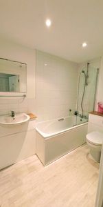 Room in a Shared Flat, Chandler Way, SE15 - Photo 4