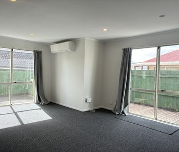 Low maintenance townhouse - Photo 6