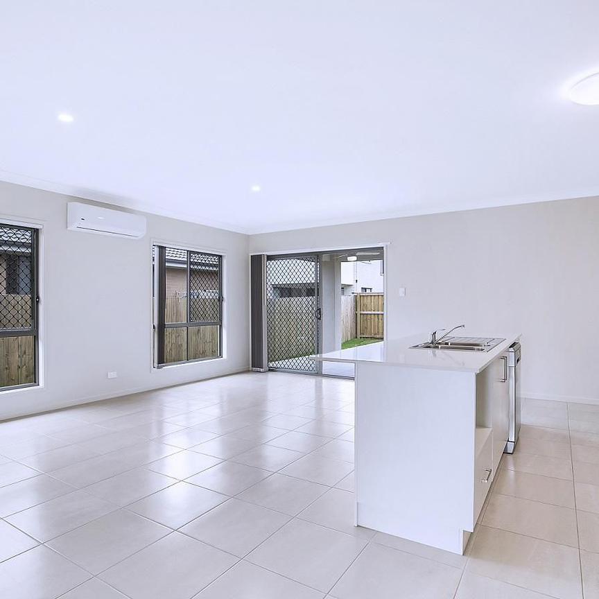 QLD, 202 Spinnaker Blvd, 4020, Newport - Photo 1