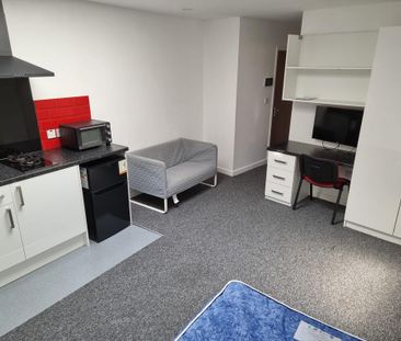Studio to rent - Photo 4