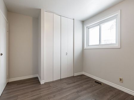 For Lease - 1348 Tatra Drive Unit# Main, Pickering, Ontario - Photo 3