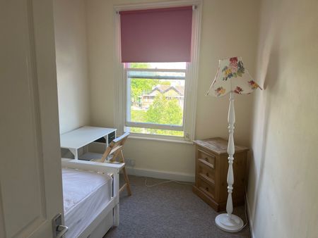 6 Bed Terraced House, Dean Lane, BS3 - Photo 2