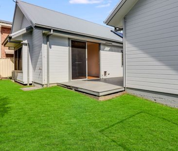 Welcome to your cozy retreat! - Photo 6