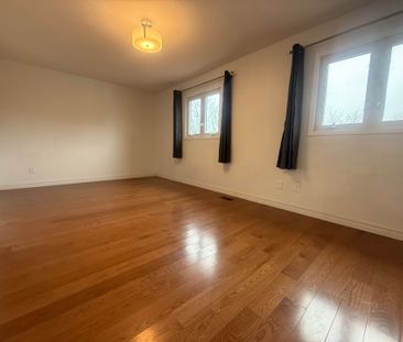 For Lease - 45 Edgar Woods Road, Toronto, Ontario - Photo 4