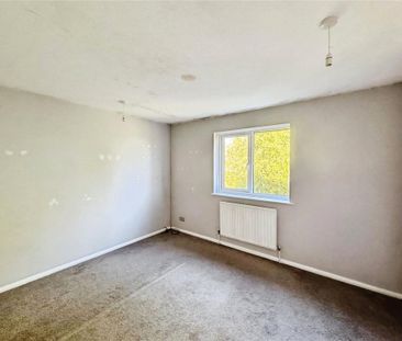 2 bedroom semi-detached house to rent - Photo 5