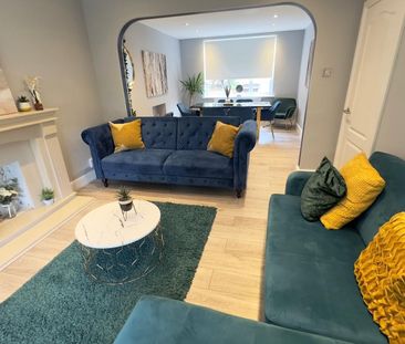 3 Bed Detached House, Valley Road, NG5 - Photo 1