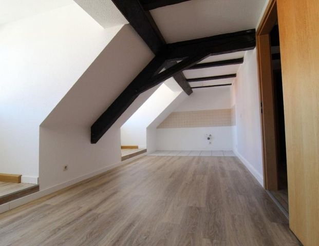 Hell und freundlich wohnen im Dachgeschoß - Foto 1