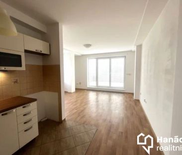 Pronájem bytu 2+kk s terasou a garáží, ul.Bacherova, Olomouc - Fotografie 5