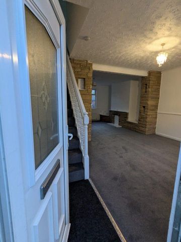 2 bedroom house to rent - Photo 2