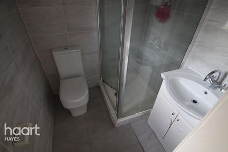 1 bedroom semi-detached house to rent - Photo 3