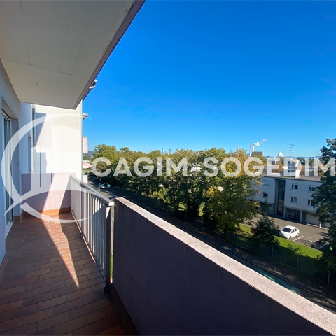 Location Appartement 3 pièces 70m² ST LOUIS 68300 - Photo 1