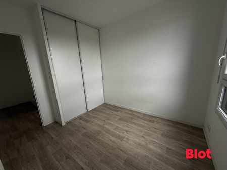 Location Appartement 3 pièces 53m² PLESCOP 56890 - Photo 2