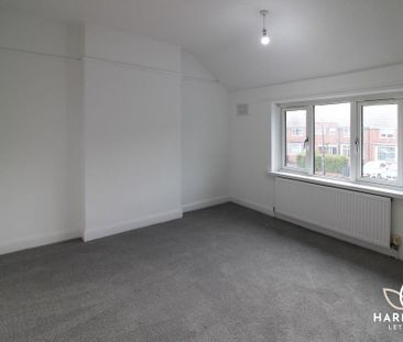 2 bedroom semi-detached house to rent - Photo 2