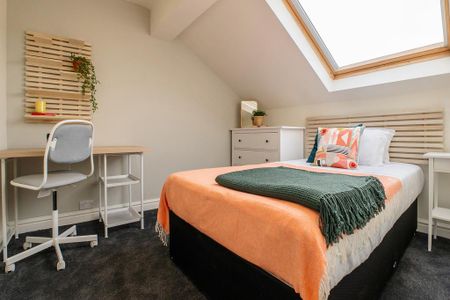 6 bedroom terraced house to rent - Photo 3