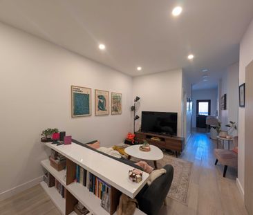 For Lease - 1821 Davenport Road Unit# Main, Toronto, Ontario - Photo 2