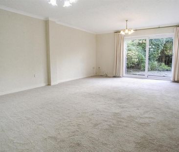 4 bedroom semi-detached house to rent - Photo 1