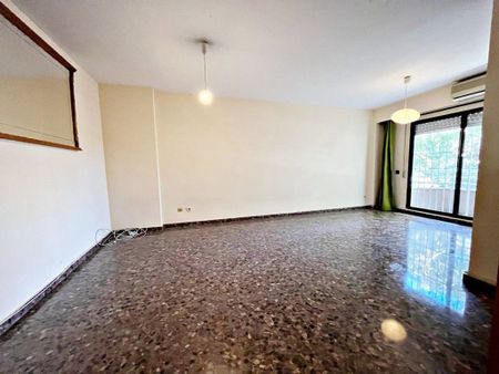 4 room luxury Apartment for rent in Valencia - Photo 4