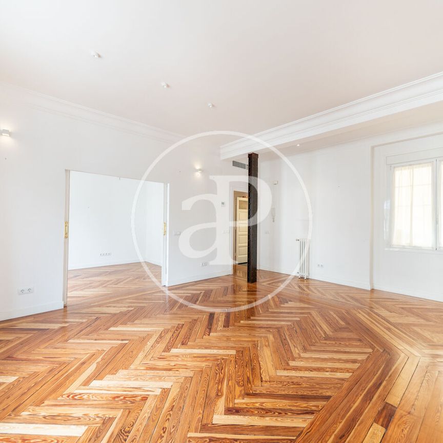 Apartment for rent in Almagro - Photo 1