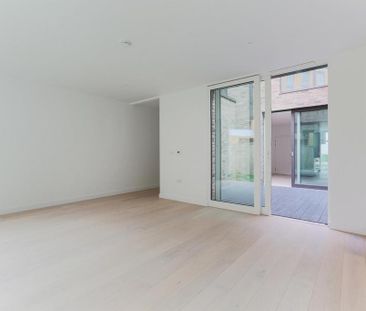 4 bedroom terraced house to rent - Photo 3