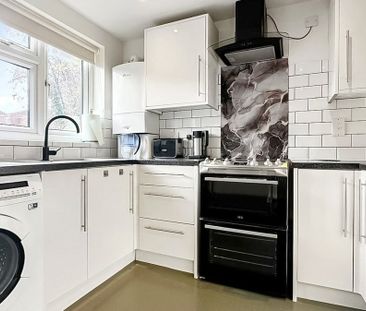 2 bedroom property to rent - Photo 4