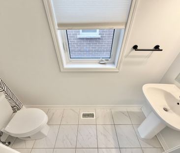 For Lease - 18 Kilmarnock Crescent Unit# Main, Whitby, Ontario - Photo 5