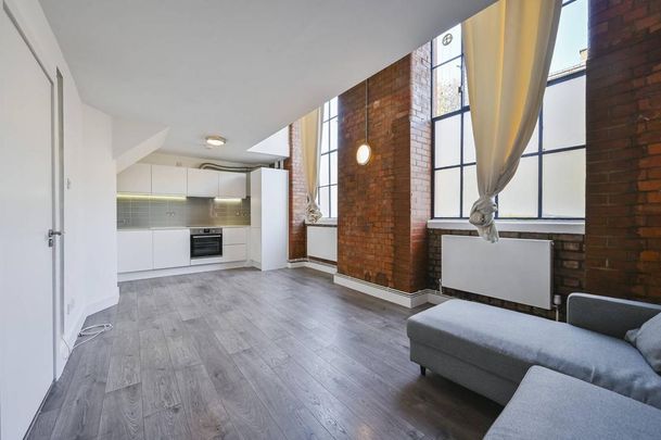1 bedroom flat to rent - Photo 1