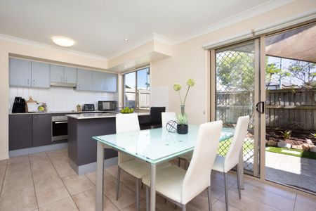 3 Bedroom Townhouse in sought-after location - Photo 3