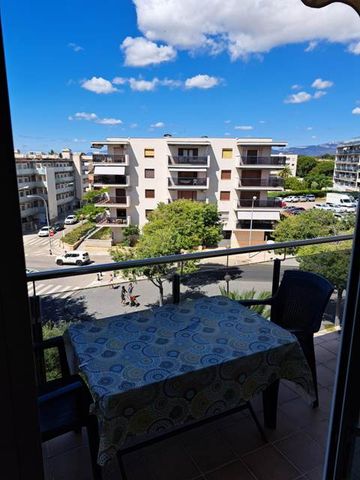 Impecable gran apartamento a 100 m de la playa, en Cambrils (alquiler septiembre a junio) - Photo 3