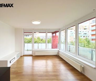 Pronájem bytu 3+kk v osobním vlastnictví 70 m², Praha 5 - Stodůlky - Photo 1