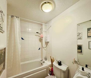 Farndon Close, Northampton, NN3 - Photo 6