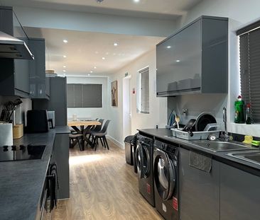 Room in a Shared House, Bearwood Road, B66 - Photo 5