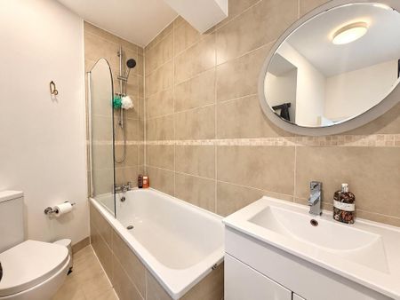 2 bedroom apartment to rent - Photo 5