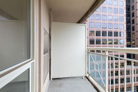 For Lease - 100 Hayden Street Unit# 904, Toronto, Ontario - Photo 3