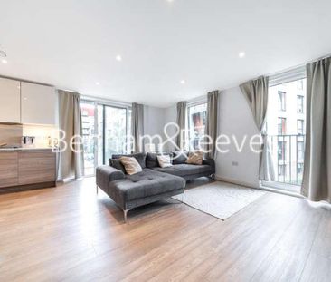 Whiting Way, Surrey Quays, SE16 - Photo 1