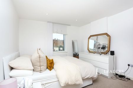 2 bedroom apartment to rent Perry Vale, London, SE23 - Photo 4