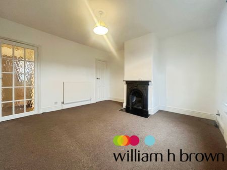 Head Street, Essex, Halstead - Photo 2